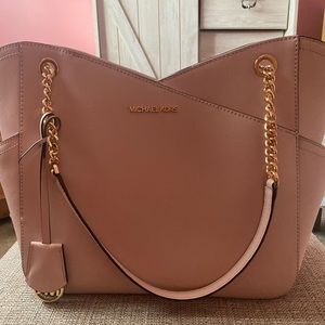 Pink Michael Kors Purse Tote. Jet setter?